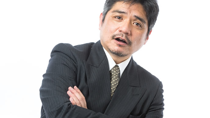 プレゼンを見守る上司