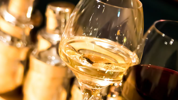 ワインバーの風景