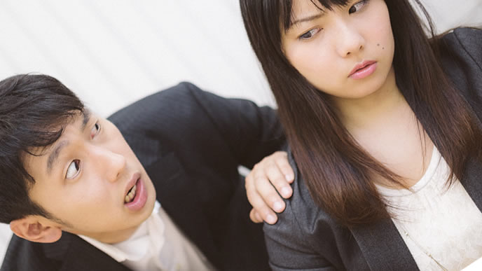 上司がウザくて態度にでる社員