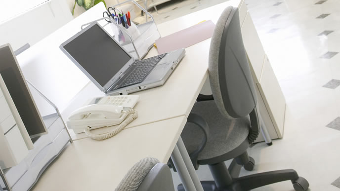 出向先で用意されたデスク