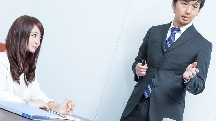 繋がりを持ちたいと思わせる魅力的な男性