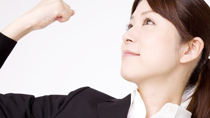 芸を披露することに情熱を注ぐ新入社員