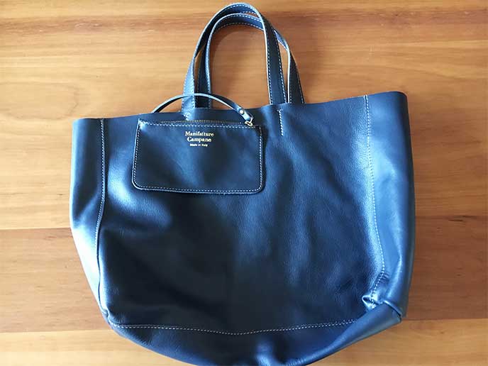 Manifatture Campaneの1枚皮のバッグ