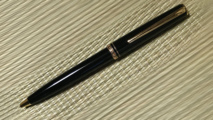 MONTBLANC（モンブランのビジネス用ボールペン