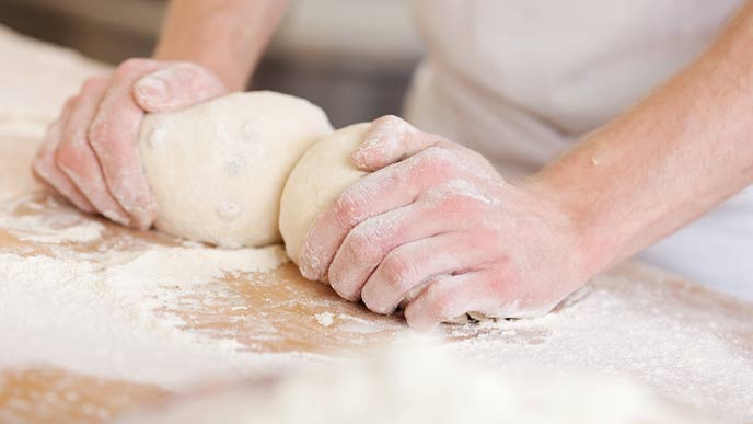 パンの仕込み