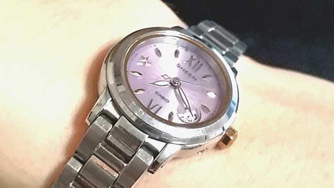 CASIO SHEENの腕時計