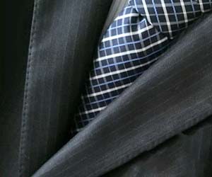 チェック柄のネクタイ