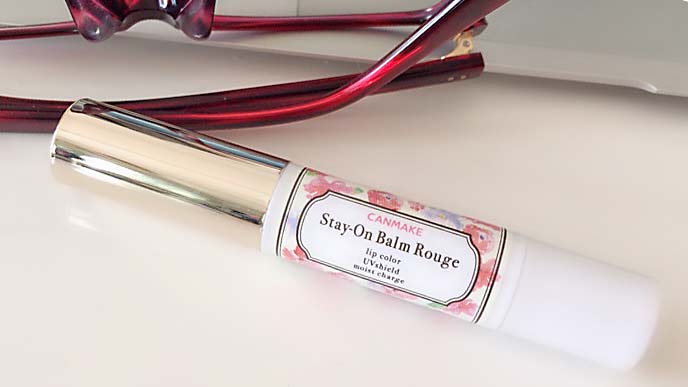 CANMAKEのステイオンバームルージュ[T02]ハッピーチューリップ