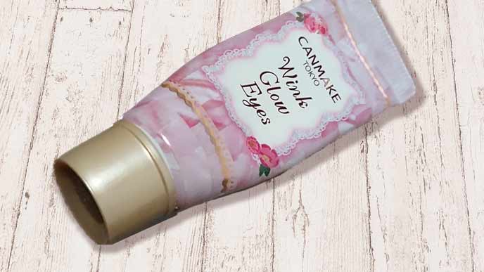 キャンメイクのウィンクグロウアイズ