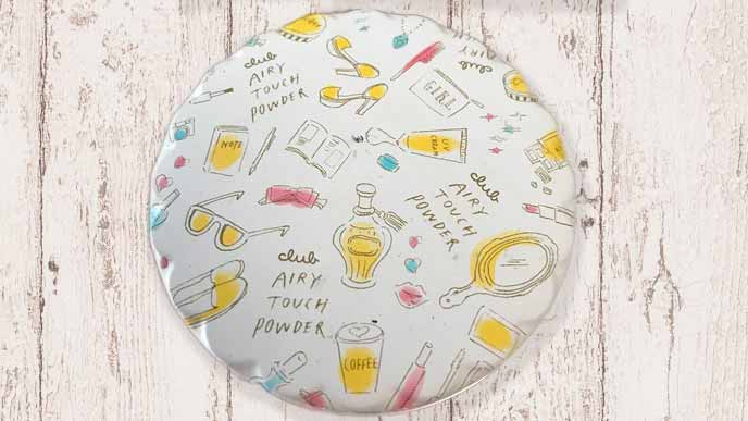 クラブのエアリータッチパウダー品番01