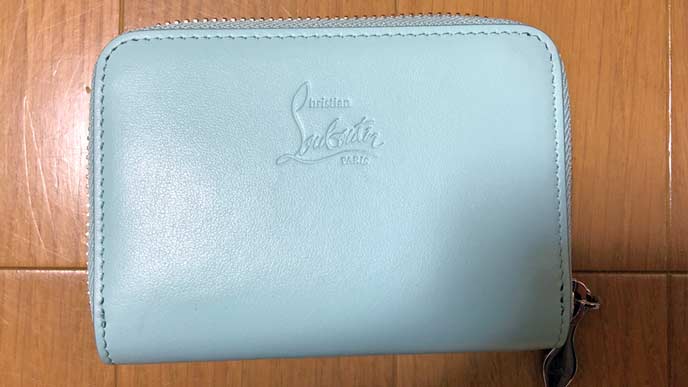 クリスチャンルブタン