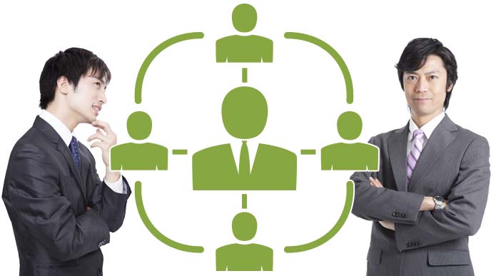 上司と部下とコミュニケーションのイメージ