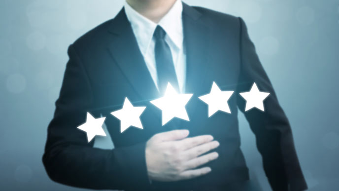 星5個の評価を受ける社員