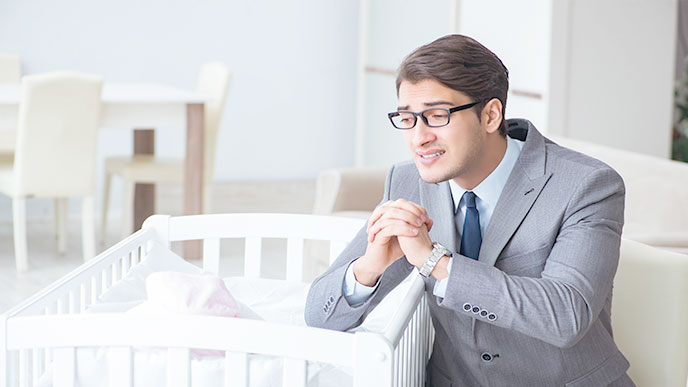 男性社員とベビークリブ